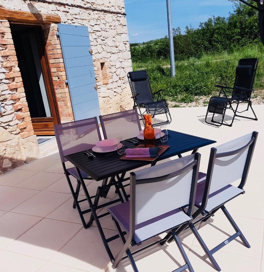 Le Cabanon Des Lavandes Entre Mont Ventoux Et Luberon โซลต์-เดอ-โวคลูซ ภายนอก รูปภาพ